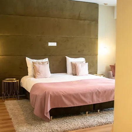 Hotel Schaluinenhoeve 2*