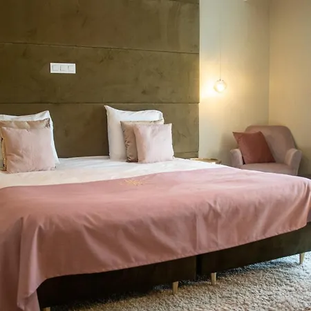 Schaluinenhoeve Hotel