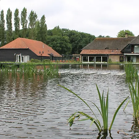 Schaluinenhoeve Hotel 2*