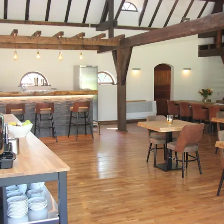 Hotel Schaluinenhoeve 2*