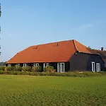 Otel Schaluinenhoeve 2*