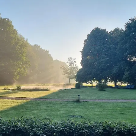 Schaluinenhoeve Hotel 2*