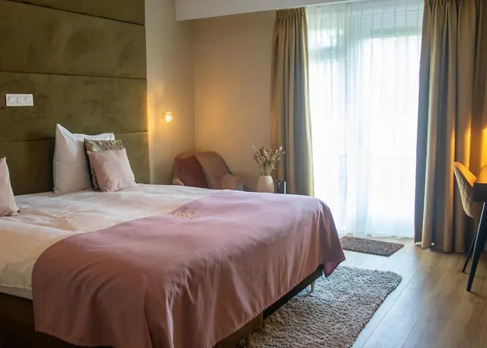 Отель Schaluinenhoeve