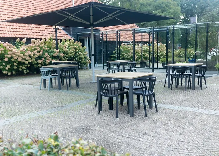 Schaluinenhoeve Отель 2*