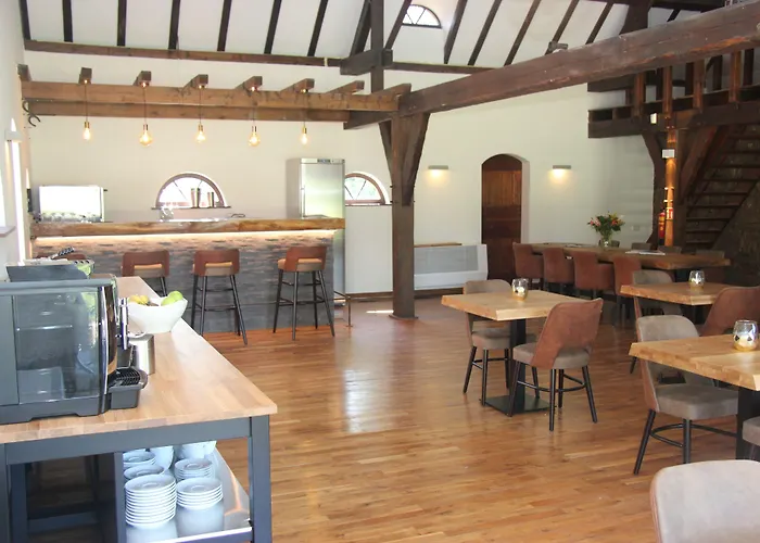 Отель Schaluinenhoeve