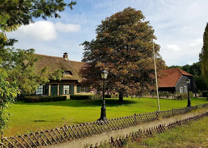 Schaluinenhoeve Отель 2*